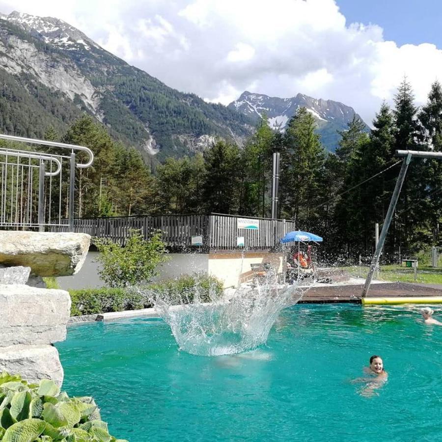 Camping Lechtal Vorderhornbach ภายนอก รูปภาพ