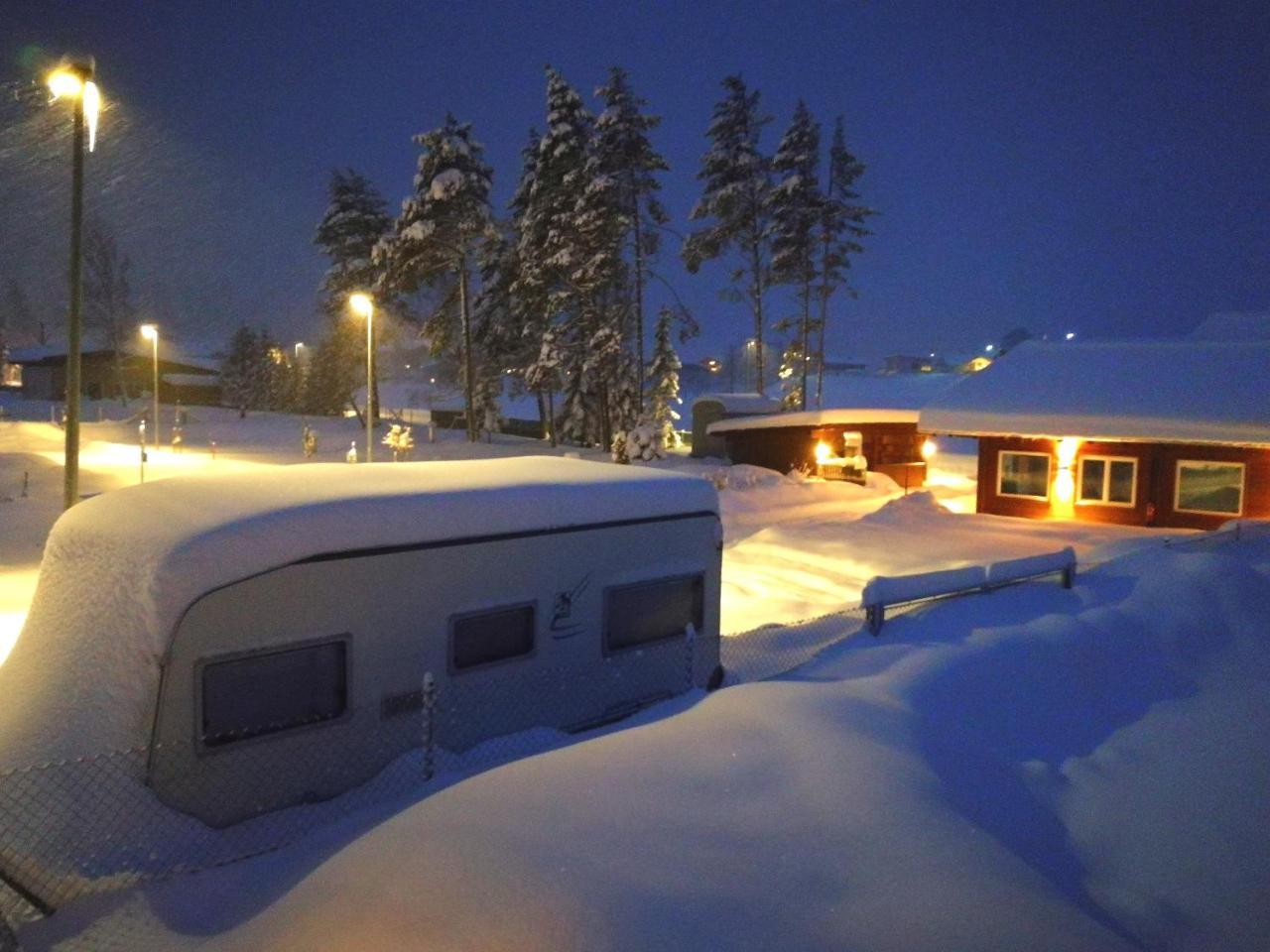 Camping Lechtal Vorderhornbach ภายนอก รูปภาพ