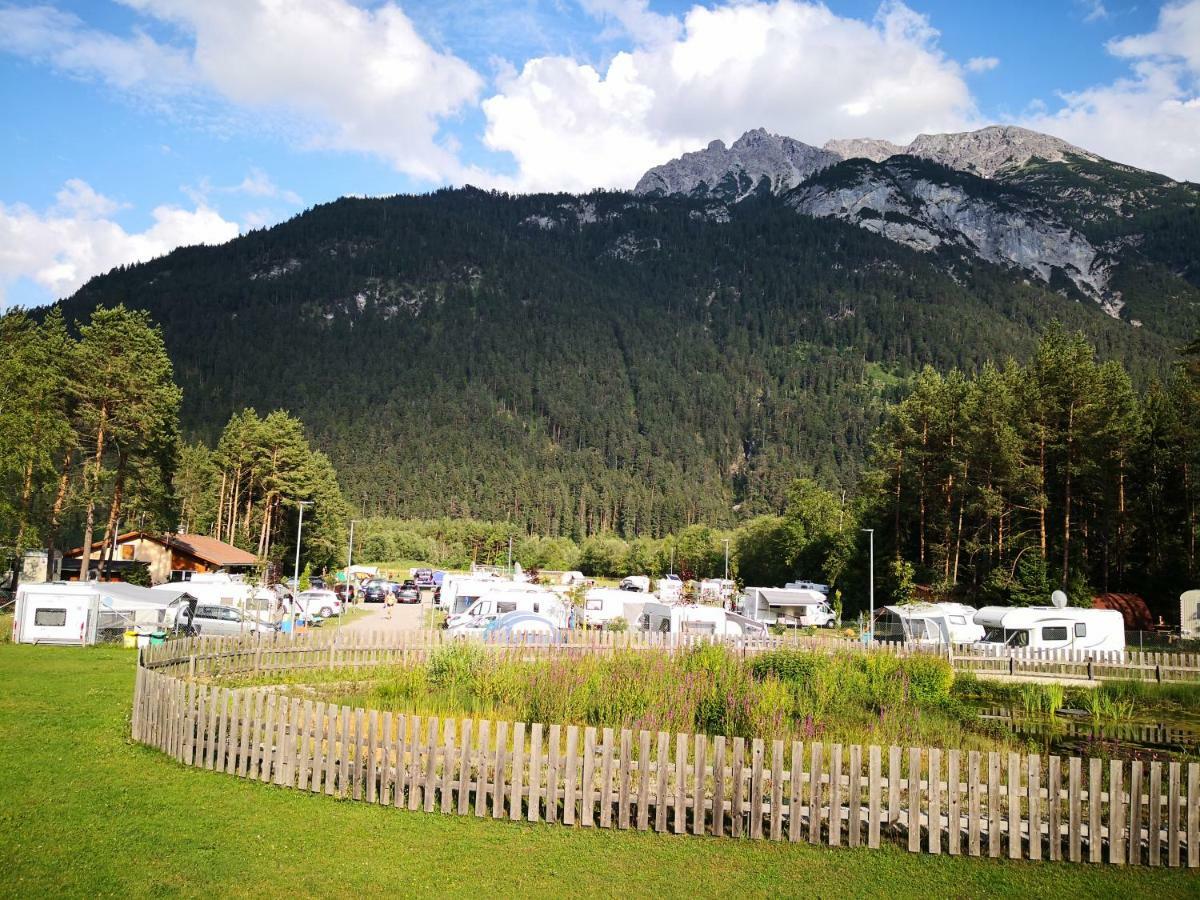 Camping Lechtal Vorderhornbach ภายนอก รูปภาพ